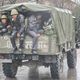 Фото из архивов. В центр Бишкека прибывают сотрудники милиции в специальном обмундировании 