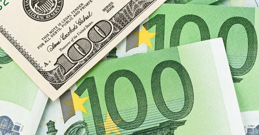 Сом подешевел ко&nbsp;всем основным валютам, кроме доллара. Курс на&nbsp;11&nbsp;ноября 