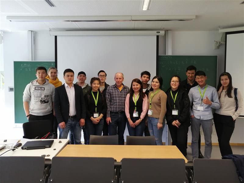 из личного архива Айчолпон Макеновой