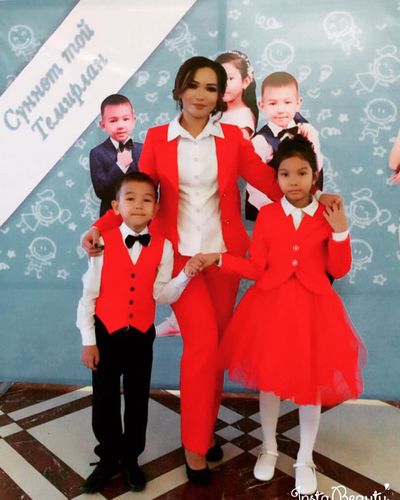 Айжамал Кабылованын жеке архивинен