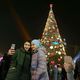Фото мэрии Оша. На центральной площади зажгли новогоднюю елку