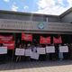 Фото 24-kg.com. Митинг у здания Первомайского районного суда Бишкека