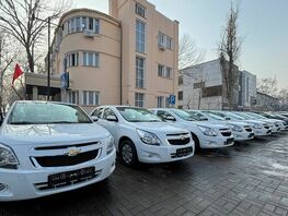 Кыргызстандын Акыйкатчы институтуна жаңы Chevrolet Cobalt унаалары тапшырылды 