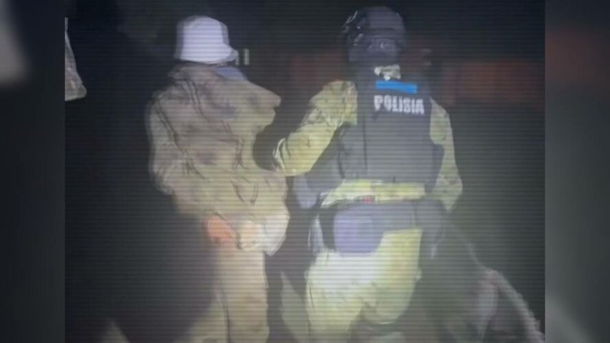 скриншота с видеозаписи задержания