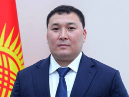 Выборы-2025. ЦИК отказала в&nbsp;регистрации кандидату за&nbsp;фото с&nbsp;Камчи Кольбаевым 