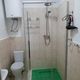 Фото мэрии Оша. Пациентов, которые пожаловались на условия содержания в карантине поликлиники Оша, перевели в другую обсерваторию
