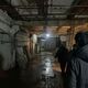 Фото Дайырбека Орунбекова. Так выглядит подвал под флагштоком