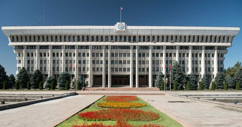 Депутаты Жогорку Кенеша объявили о&nbsp;самороспуске 
