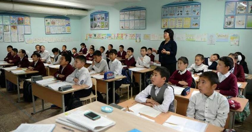 Садыр Жапаров: Переход на&nbsp;12-летнее образование&nbsp;&mdash; насущная необходимость 