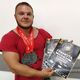 Фото 24-kg.com. Награды, которые Руслан привез с недавнего чемпионата Азии в Алматы 