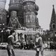 Фото героя интервью. Александр Чурсин (слева) во время работы в цирке, 1991 год
