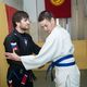 Фото @ulik_bjj. Улан Бердибаев (справа) и российский боец ММА Марат Гафуров на тренировке