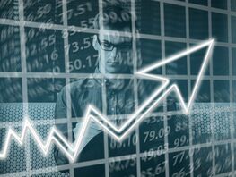 Экономика КР&nbsp;выросла на&nbsp;9&nbsp;процентов в&nbsp;январе 2025-го. Какие отрасли лидируют 