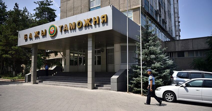 Сколько и&nbsp;чего можно? Таможня меняет нормы ввоза товаров в&nbsp;Кыргызстан без пошлин 