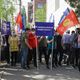 Фото 24-kg.com. Сторонники НДПК митингуют у здания административного суда Бишкека
