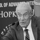 Фото из интернета. Лауреат Нобелевской премии по экономике, американский экономист Роберт Солоу умер 21 декабря в возрасте 99 лет. Он разработал модель экономического роста (модель Солоу), описание которой впервые было опубликовано в 1956 году