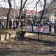 Фото 24-kg.com. Жители против строительства моста и превращения своей улицы в магистраль