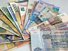 Рубль и&nbsp;евро прекратили дорожать, тенге заметно подрос. Курс валют на&nbsp;18&nbsp;декабря 