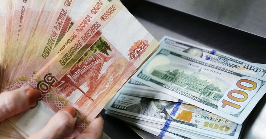 Приток денежных переводов из&nbsp;РФ в&nbsp;Кыргызстан в&nbsp;сентябре снизился на&nbsp;18&nbsp;процентов 