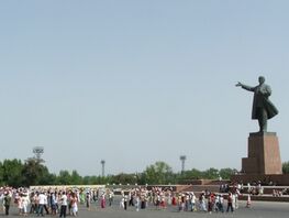 Ош&nbsp;шаарындагы Ленин көчөсү Алымбек Датканын ысымын алды 