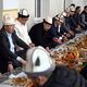 Фото пресс-службы президента. Садыр Жапаров посетил центральную мечеть «Сулайман-Тоо» в Оше и провел ооз ачар
