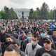 Фото 24-kg.com. Число митингующих у Дома правительства увеличилось до 500 человек