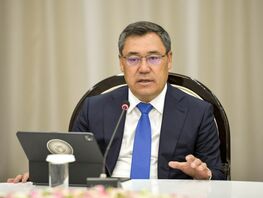 Садыр Жапаров прокомментировал санкции, введенные Великобританией против банков 