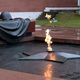 Фото пресс-службы президента КР. Сооронбай Жээнбеков возложил цветы к Могиле Неизвестного Солдата в Москве