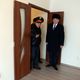 Фото Султана Досалиева. Президент Сооронбай Жээнбеков на церемонии вручения ключей от квартир сотрудникам ГСИН