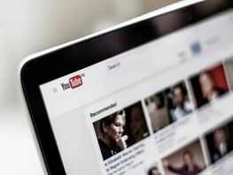 YouTube запустил ИИ-дубляж на&nbsp;27&nbsp;языков для всех пользователей 