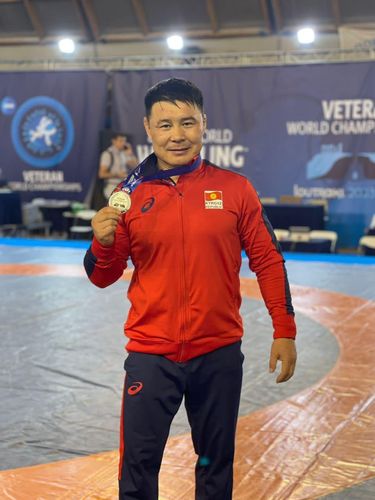 со страницы Тазабека Икрамова в Facebook